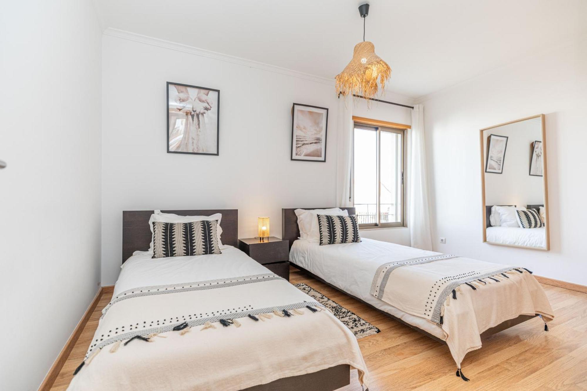 Pepita-tavira Centre, Pool & Garage Apartment
