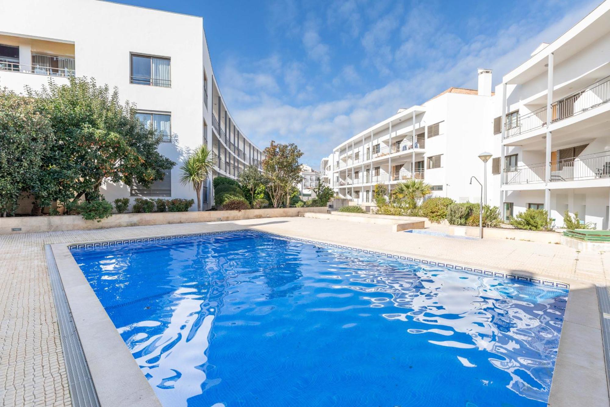Pepita-tavira Centre, Pool & Garage Apartment Tavira
